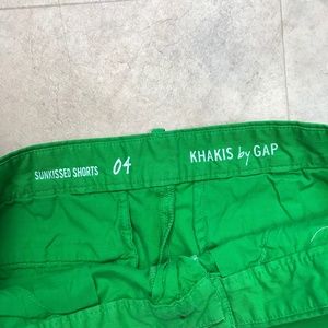 GAP Shorts - GAP Sunkissed Shorts Green Size 4 GAP Shorts - GAP Sunkissed Shorts Green Size 4